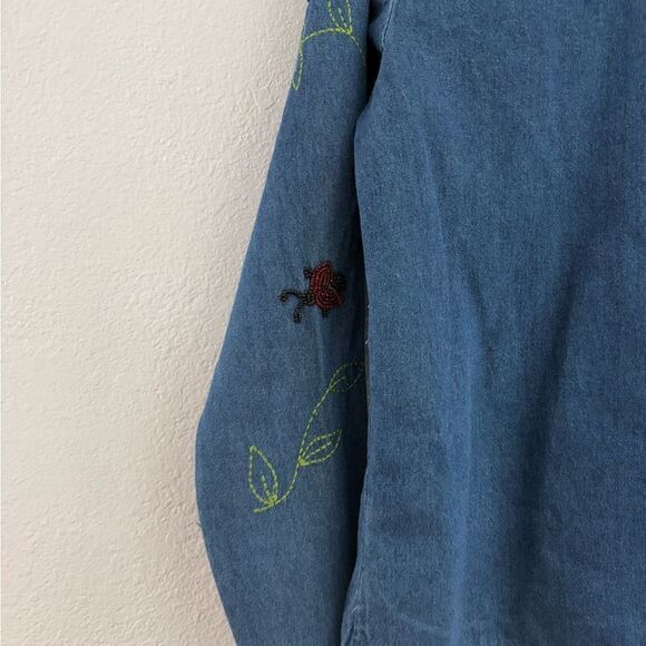 Quacker Factory Denim Beaded Lady Bug long Sleeve Button down Blouse S - Picture 9 of 10